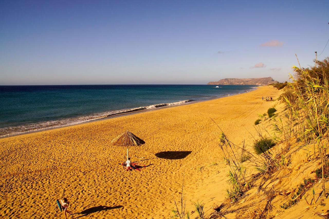 Porto Santo - Pedras Pretas Beach House Екстер'єр фото